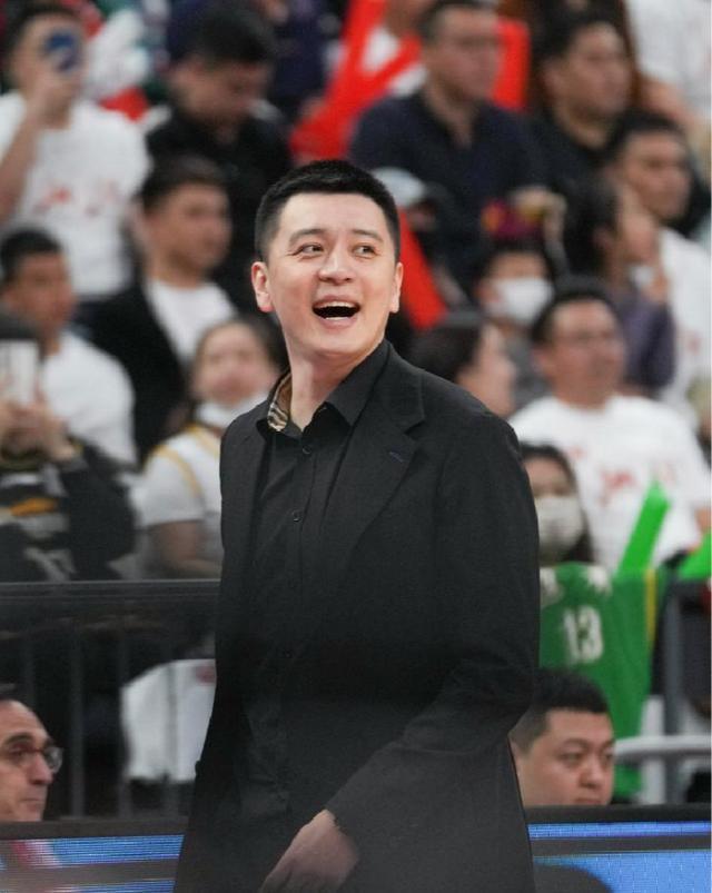 杨鸣辞职 川辽之战两名“救火队长”将展开交锋